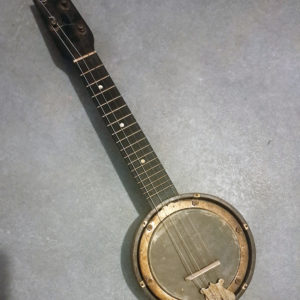 BRITISH MADE Ukulele-banjoline 1900